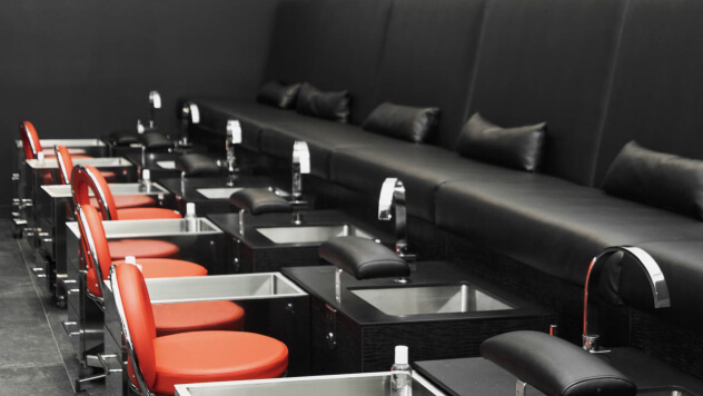 Manicure & Pedicure